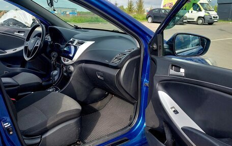 Hyundai Solaris II рестайлинг, 2012 год, 690 000 рублей, 7 фотография
