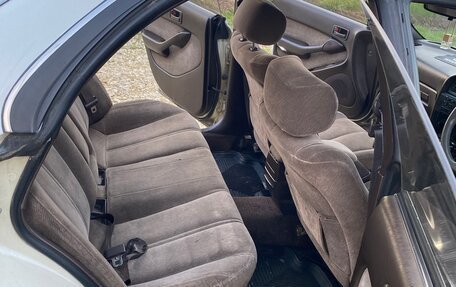 Toyota Vista, 1992 год, 180 000 рублей, 9 фотография