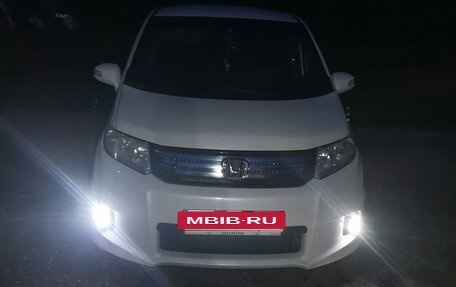 Honda Freed I, 2013 год, 1 100 000 рублей, 8 фотография