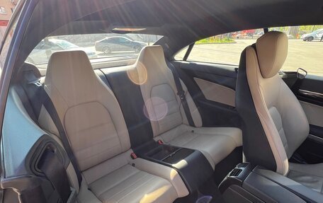Mercedes-Benz E-Класс, 2012 год, 2 100 000 рублей, 15 фотография