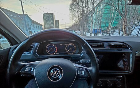 Volkswagen Tiguan II, 2017 год, 3 000 000 рублей, 5 фотография