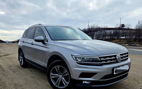 Volkswagen Tiguan II, 2017 год, 3 000 000 рублей, 6 фотография