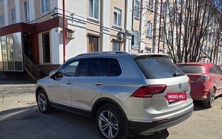 Volkswagen Tiguan II, 2017 год, 3 000 000 рублей, 10 фотография