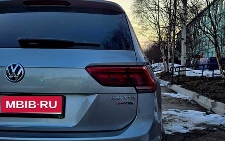 Volkswagen Tiguan II, 2017 год, 3 000 000 рублей, 12 фотография