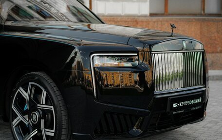 Rolls-Royce Cullinan, 2024 год, 82 000 000 рублей, 9 фотография