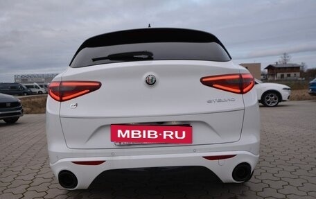 Alfa Romeo Giulia II, 2022 год, 3 910 000 рублей, 4 фотография
