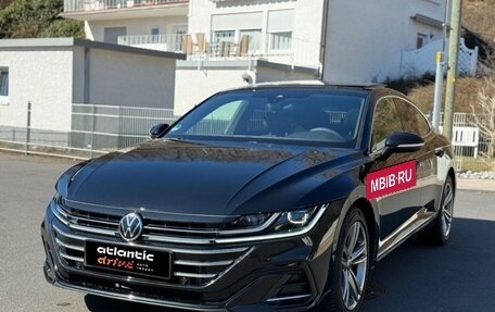Volkswagen Arteon I, 2022 год, 3 090 000 рублей, 3 фотография