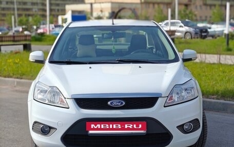 Ford Focus II рестайлинг, 2011 год, 800 000 рублей, 2 фотография