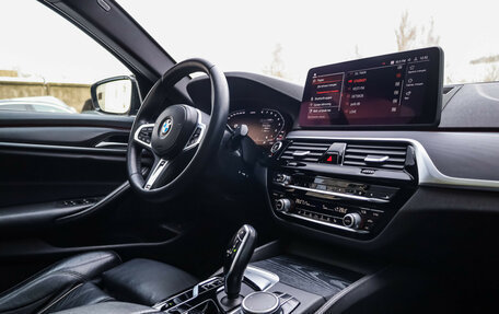 BMW 5 серия, 2021 год, 3 925 000 рублей, 12 фотография