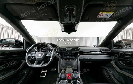 Lamborghini Urus I, 2023 год, 35 900 000 рублей, 8 фотография