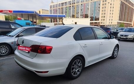 Volkswagen Jetta VI, 2012 год, 1 050 000 рублей, 3 фотография