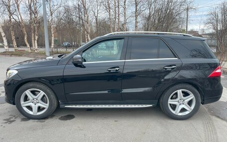 Mercedes-Benz M-Класс, 2013 год, 2 650 000 рублей, 3 фотография