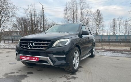 Mercedes-Benz M-Класс, 2013 год, 2 650 000 рублей, 2 фотография