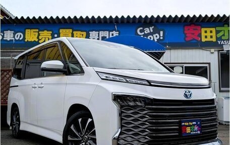 Toyota Voxy, 2022 год, 2 637 000 рублей, 4 фотография