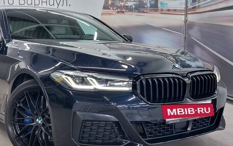 BMW 5 серия, 2022 год, 6 860 000 рублей, 10 фотография
