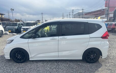 Honda Freed II, 2022 год, 1 201 000 рублей, 7 фотография