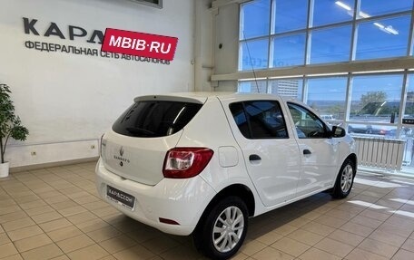 Renault Sandero II рестайлинг, 2019 год, 930 000 рублей, 2 фотография