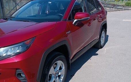 Toyota RAV4, 2020 год, 3 100 000 рублей, 10 фотография