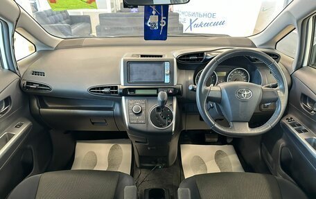 Toyota Wish II, 2012 год, 1 599 000 рублей, 16 фотография