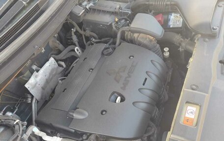 Mitsubishi Outlander III рестайлинг 3, 2013 год, 1 350 000 рублей, 16 фотография