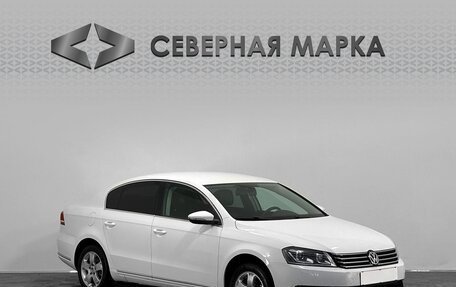 Volkswagen Passat B7, 2013 год, 1 419 000 рублей, 3 фотография