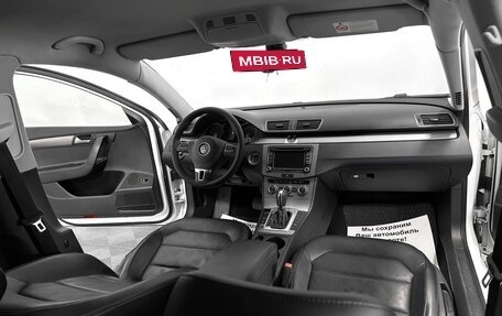 Volkswagen Passat B7, 2013 год, 1 419 000 рублей, 7 фотография