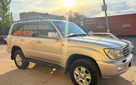 Toyota Land Cruiser 100 рестайлинг 2, 2004 год, 2 500 000 рублей, 7 фотография