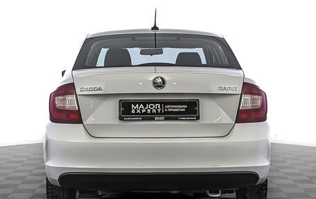 Skoda Rapid I, 2017 год, 895 000 рублей, 6 фотография
