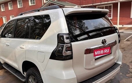 Toyota Land Cruiser Prado 150 рестайлинг 2, 2019 год, 6 100 000 рублей, 6 фотография
