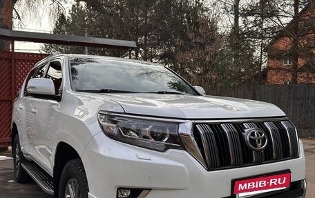 Toyota Land Cruiser Prado 150 рестайлинг 2, 2019 год, 6 100 000 рублей, 11 фотография