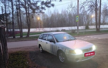Mazda Familia Y11, 2000 год, 260 000 рублей, 3 фотография