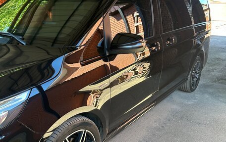 Mercedes-Benz V-Класс, 2018 год, 5 700 000 рублей, 2 фотография