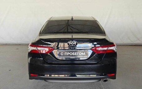 Toyota Camry, 2021 год, 3 250 000 рублей, 5 фотография
