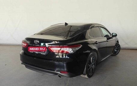 Toyota Camry, 2021 год, 3 250 000 рублей, 4 фотография