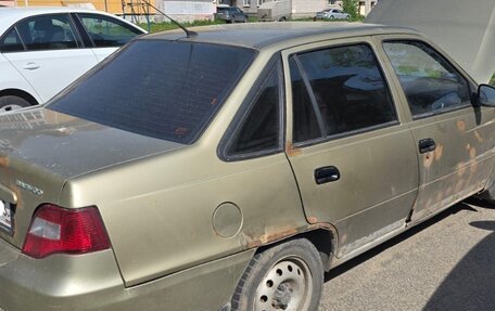 Daewoo Nexia I рестайлинг, 2010 год, 25 000 рублей, 3 фотография