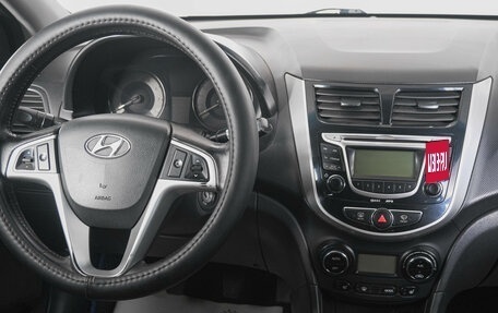 Hyundai Solaris II рестайлинг, 2012 год, 799 000 рублей, 11 фотография