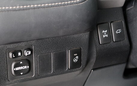 Toyota RAV4, 2018 год, 2 199 000 рублей, 8 фотография