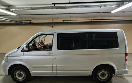 Volkswagen Multivan T5, 2005 год, 1 500 000 рублей, 3 фотография