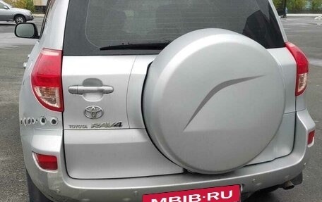 Toyota RAV4, 2007 год, 1 300 000 рублей, 2 фотография