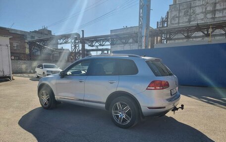 Volkswagen Touareg III, 2010 год, 1 559 000 рублей, 4 фотография