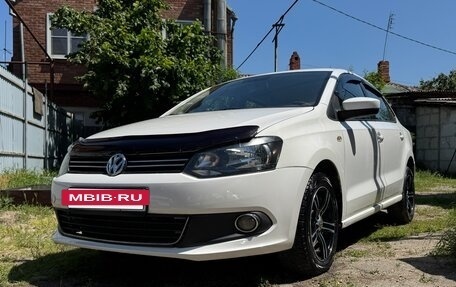 Volkswagen Polo VI (EU Market), 2012 год, 670 000 рублей, 2 фотография
