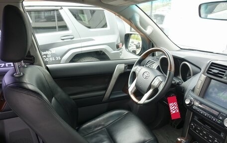 Toyota Land Cruiser Prado 150 рестайлинг 2, 2013 год, 2 950 000 рублей, 2 фотография