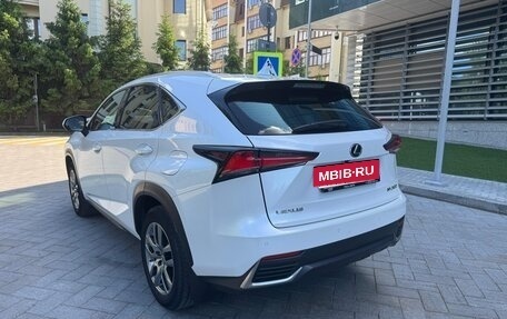 Lexus NX I, 2017 год, 3 350 000 рублей, 6 фотография