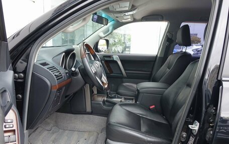 Toyota Land Cruiser Prado 150 рестайлинг 2, 2013 год, 2 950 000 рублей, 6 фотография