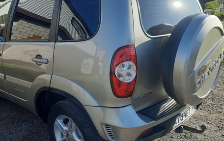 Chevrolet Niva I рестайлинг, 2014 год, 620 000 рублей, 3 фотография