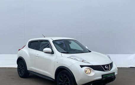 Nissan Juke II, 2014 год, 998 000 рублей, 3 фотография