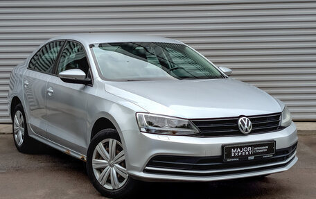 Volkswagen Jetta VI, 2015 год, 1 100 000 рублей, 3 фотография