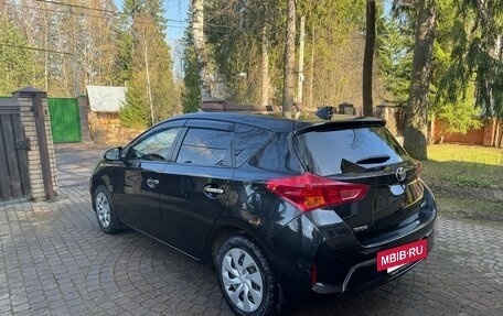 Toyota Auris II, 2013 год, 9 фотография