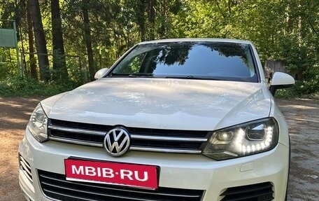 Volkswagen Touareg III, 2010 год, 2 750 000 рублей, 1 фотография