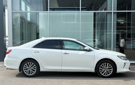 Toyota Camry, 2017 год, 1 815 000 рублей, 5 фотография